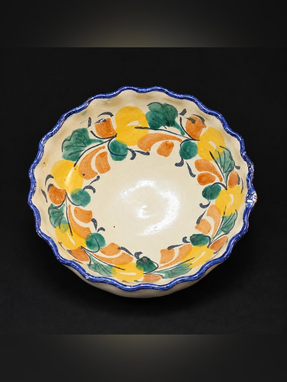 Gorky Gonzalez Alfareria Tradicional Majolica Fruit Scalloped Bowl Mexico